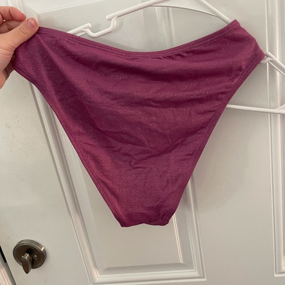 Cupshe wrap high waisted bikini - Picture 6 of 8